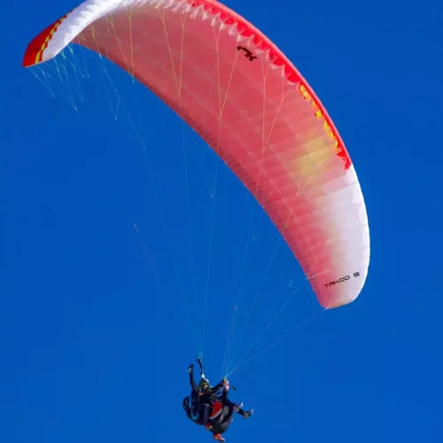 Paragliding Marrakech over the Kik plateau by Nomadexcursion.com
